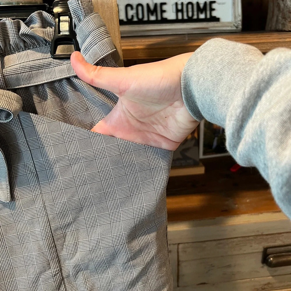 Athleta women’s plaid Skyline pant I size 4 - Picture 3 of 11